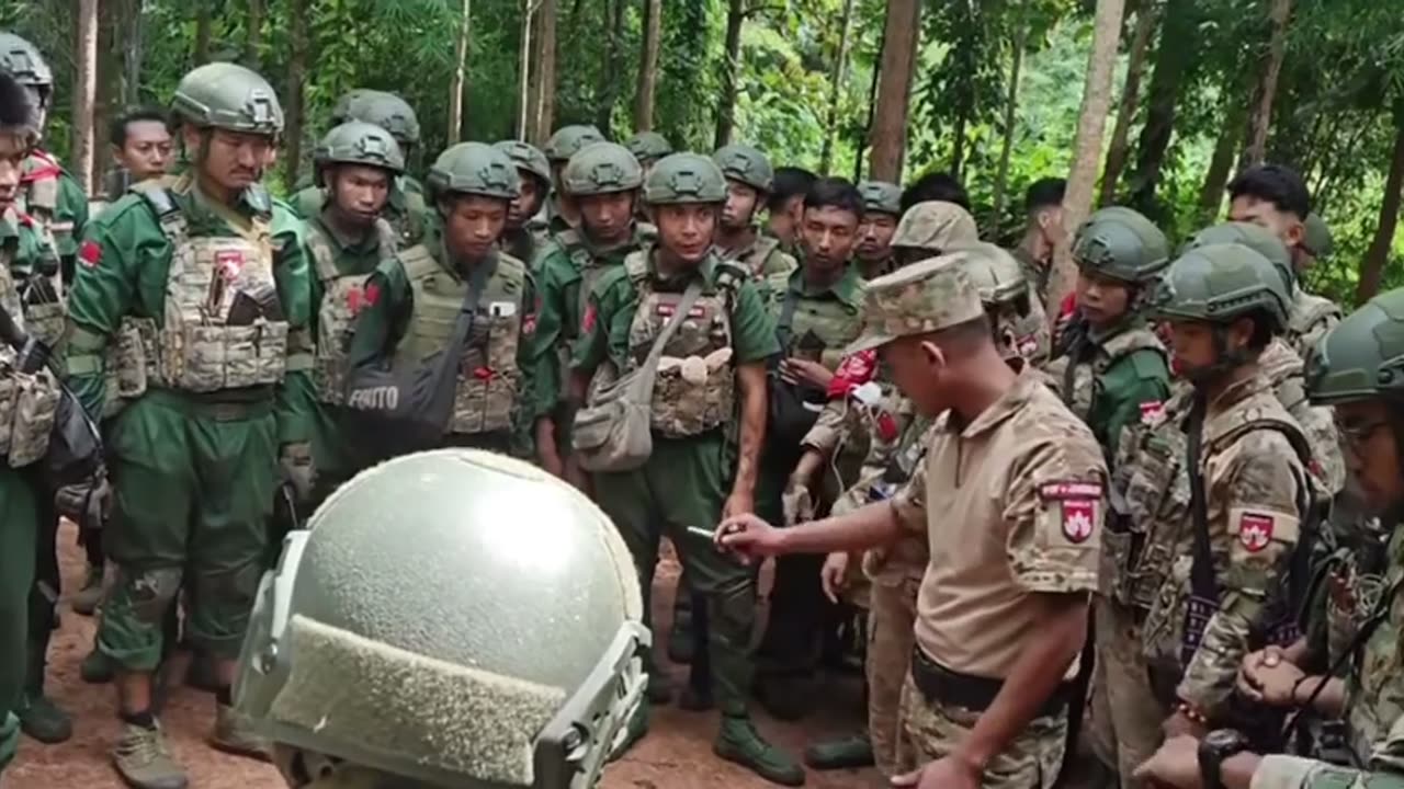 🗣️📡 Myanmar War | PDF Officer Strategizes with Troops | RCF