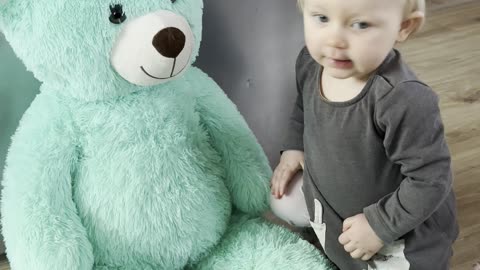 Kayla Meets Mr. Snuggles — Big Teddy Bear Cuddles 🧸