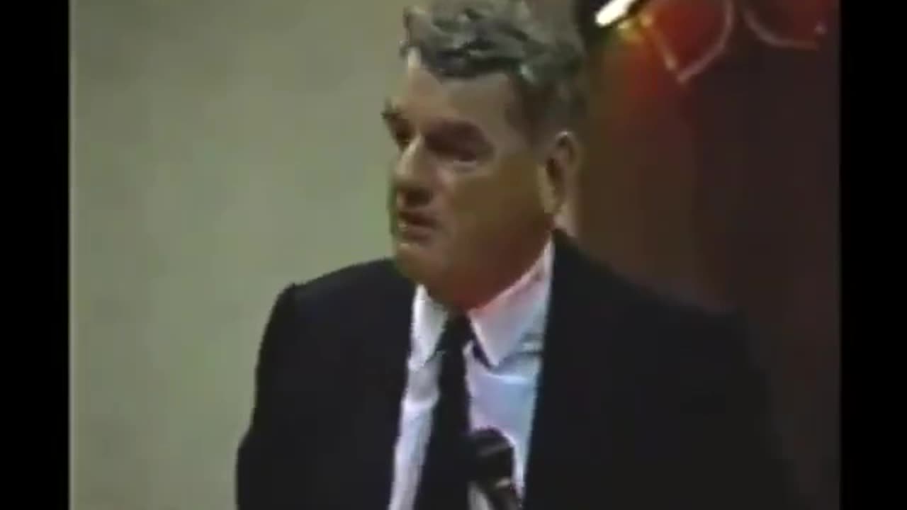 The Holocaust Lie in 10 Minutes with WWII historian David Irving