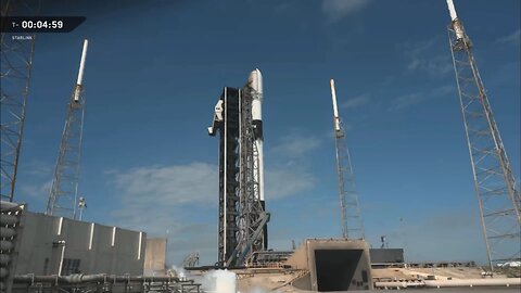 SPACEX LAUNCHES THE STARLINK GROUP (10-21) MISSION.