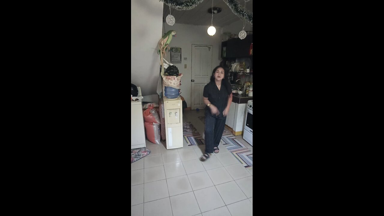 When Night so Quiet 😅