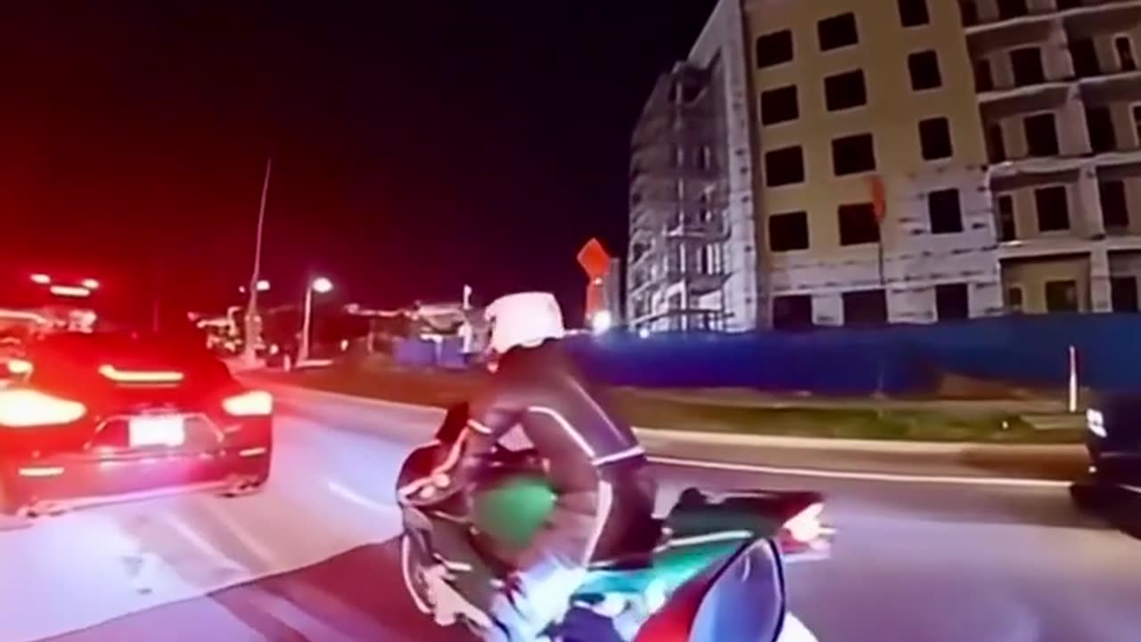 Nothing to see ... Just trying to do a bike stunt, gone wrong