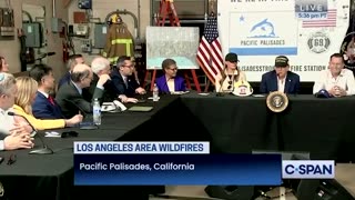 Trump DESTROYS WOKE Los Angeles Mayor & TO HER FACE During Wild Fire Crisis Press Conference!