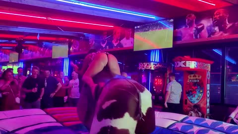 SERIOUSLY!?? 😲 CRAZY MECHANICAL BULL RIDING in BENIDORM Spain 4k 2025 🔥