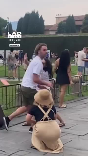 High Fives at the Leaning Tower of Pisa 😅