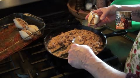 Sonia Makes Stuffed taco shells!