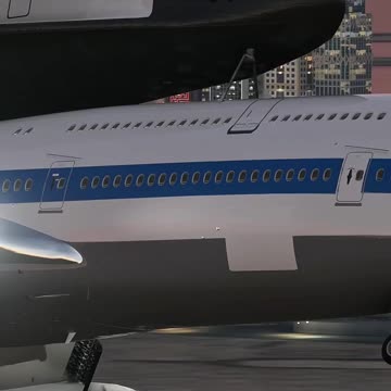 Incredible: A Boeing B-747 takes off carrying another plane! 😱✈️