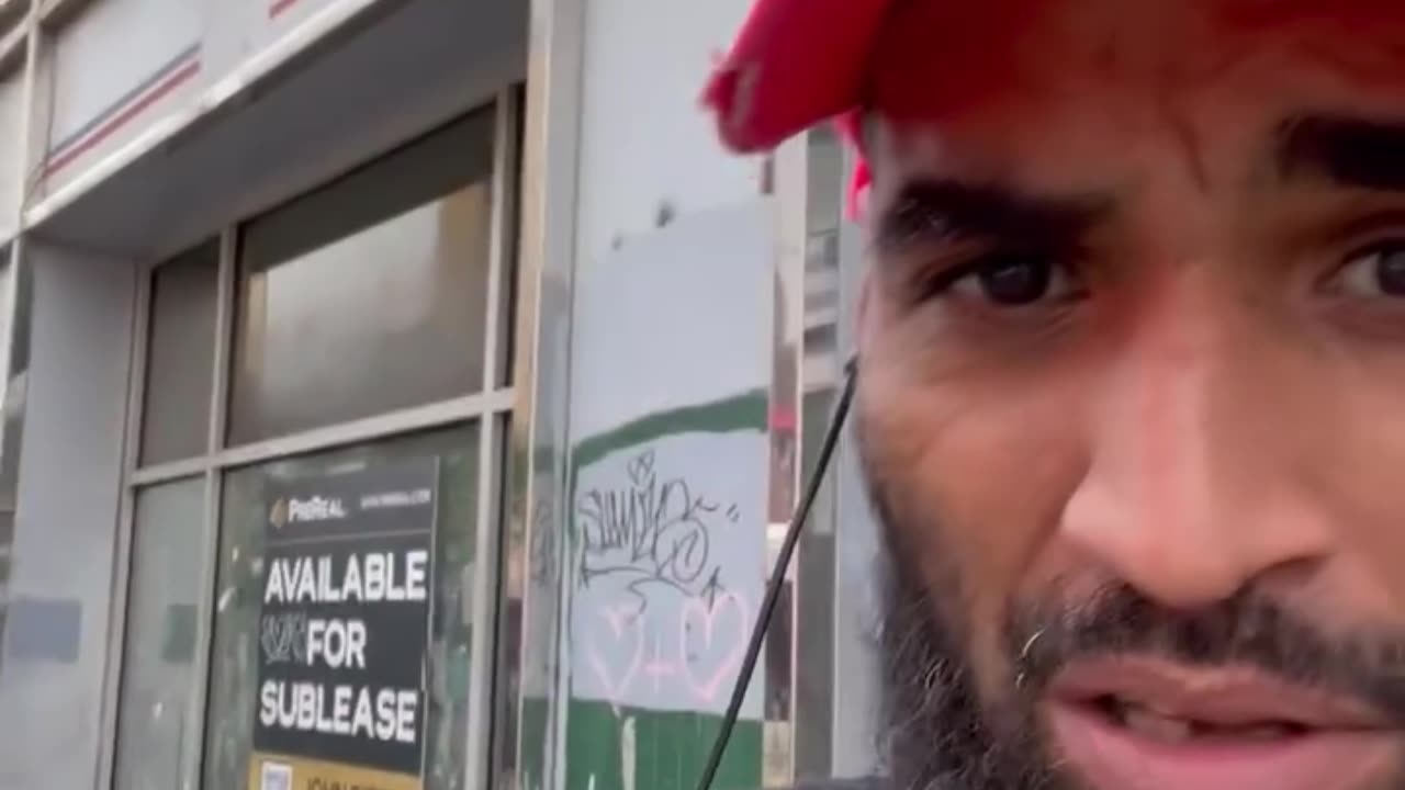 New Yorker says homeless are dying on sidewalks, while migrants live in hotels