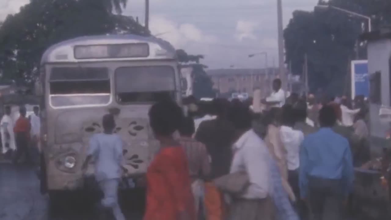 Nigeria July 1971 🇳🇬 🇳🇬 Lagos City Transport Service Facing Mounting Public Criticism
