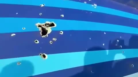 ✈️🤔 On the passenger plane that crashed in Kazakhstan, traces of striking