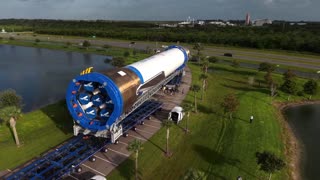 🚀 New Glenn Rolls Out to Launch NASA's Mission to Mars!