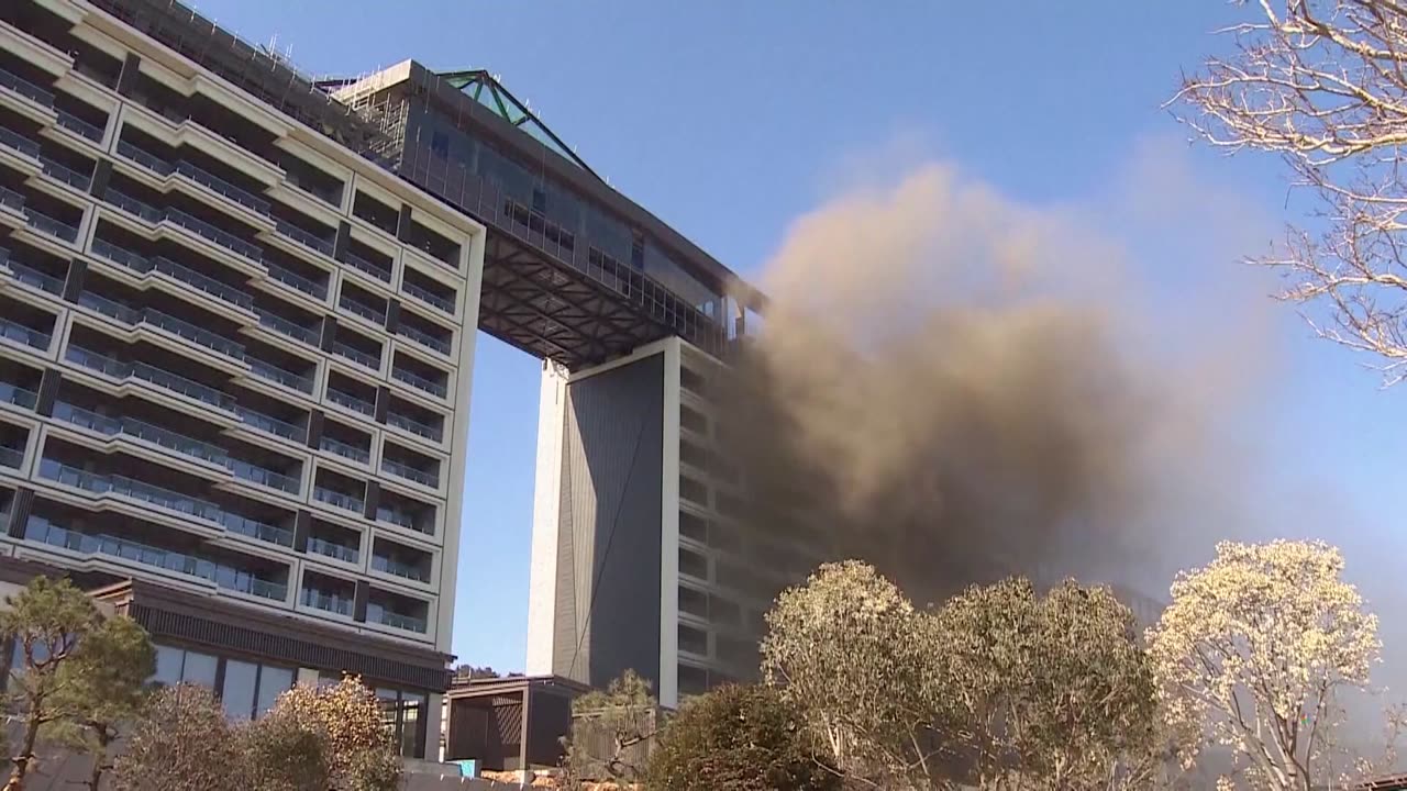 Deadly fire tears through South Korean hotel construction site