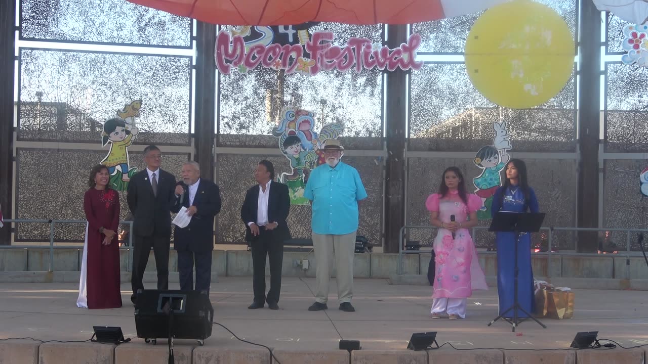Hội Tết Trung Thu 2025 Tại Trường Andrew Hill San Jose