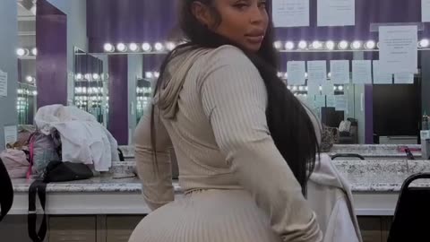 What a big Azz 😲