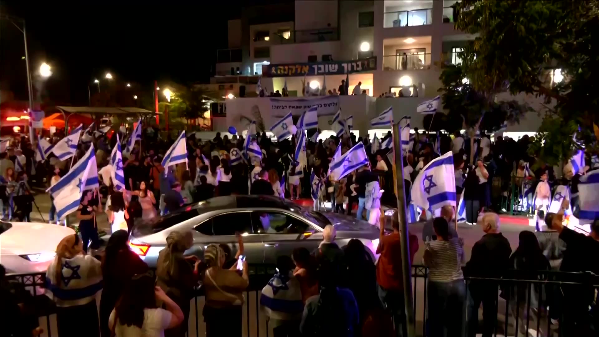 Emotional homecoming of released Israeli hostage Elkana Bohbot
