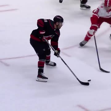 Carolina Hurricanes - Chatty put in WORK for that one 💪