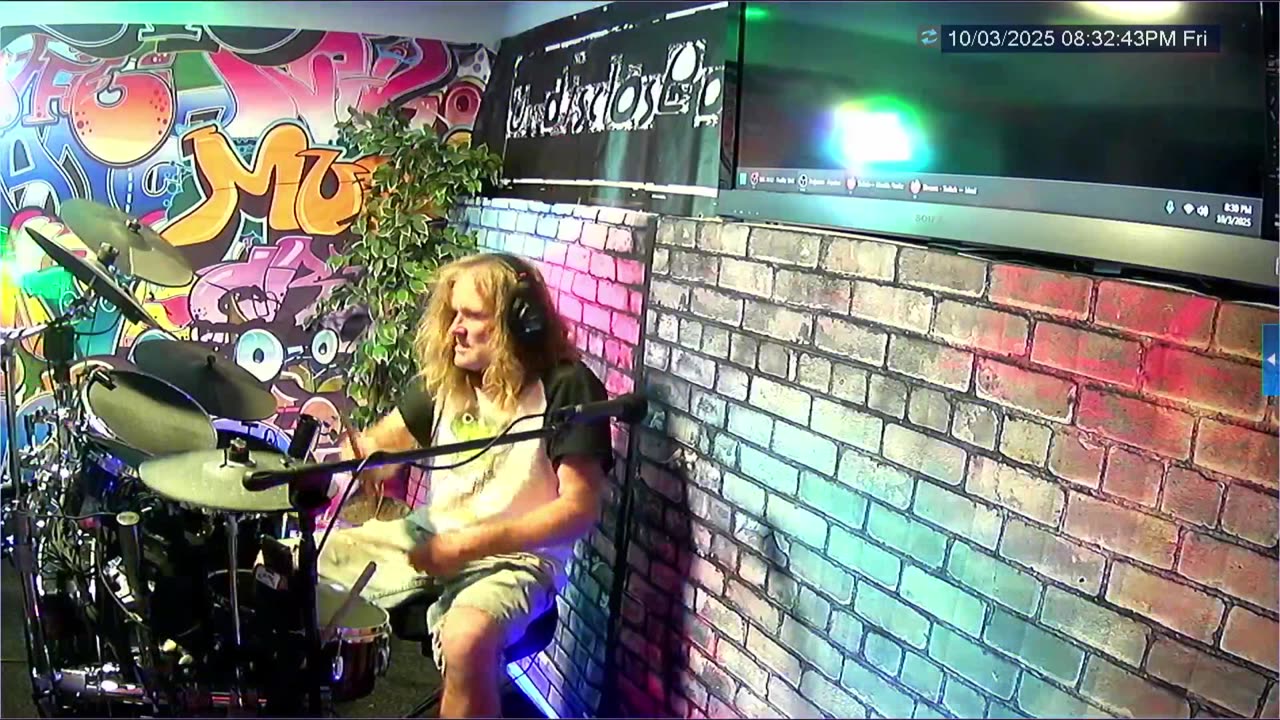 Sound checkin' @ the Bareknuckle 100325
