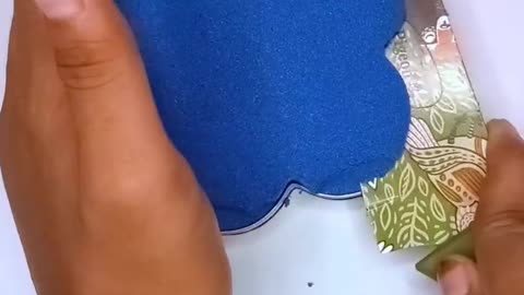 Smooth cuts that calm your mind 🐇✨ 🔪 Watch the rabbit sand fall in harmony 🌈