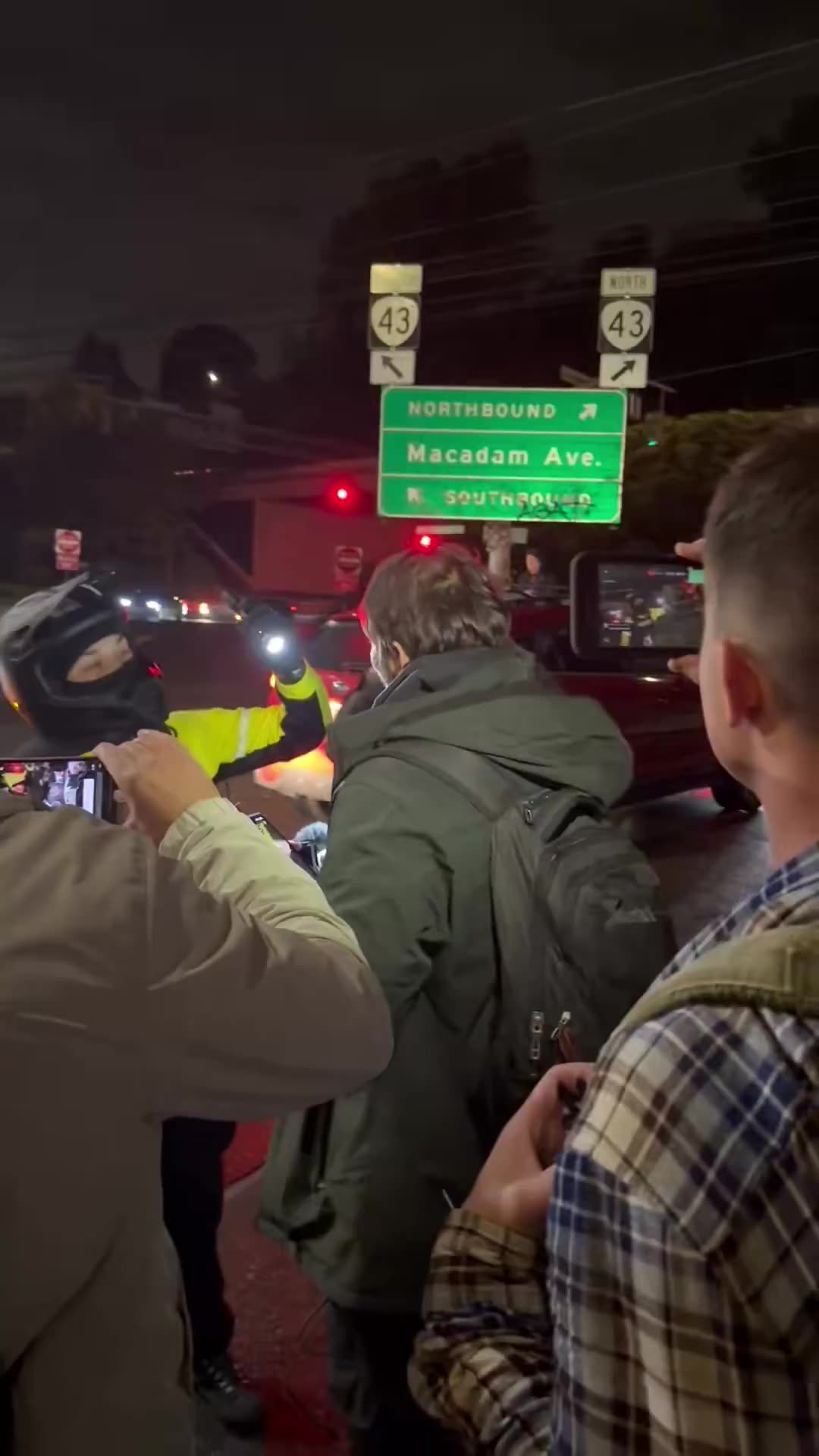 Another violent attack from the peaceful protesters outside the Portland ICE facility.