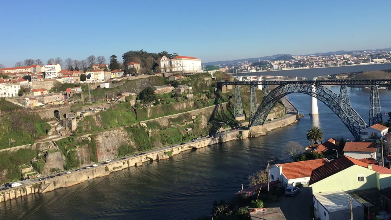 Miradouro da Escarpa (Porto, Douro Literal, Portugal) 2