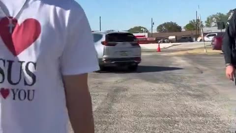 🟢 What the Heck...Guy Kicked Out Of Church For Wearing "I ❤️ Jesus" Shirt?