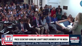 LIVE: WH PRESS BRIEFING & CAPITOL CLASHES