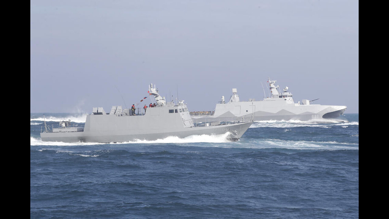 Taiwan navy holds drills with Kuang Hua VI fast attack missile boats and Tuo Chiang-class corvettes