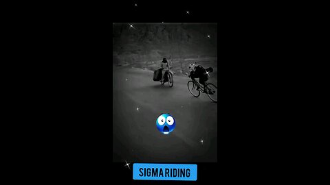 Craziest Bicycle Rider 🚴💨 Risking It All Against Main Traffic!