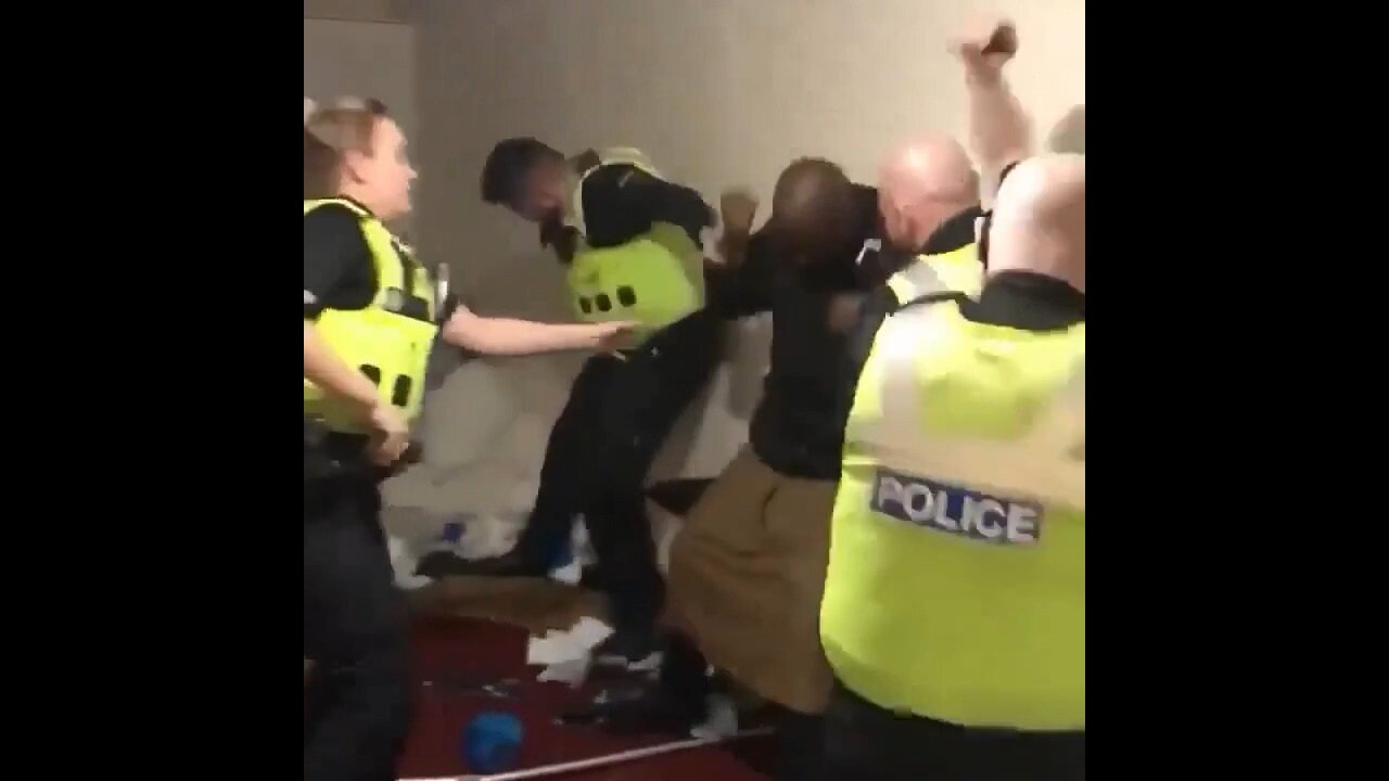 UK Police Beating Man In His Home, Pepper Spraying Him Before Cop Closes Bedroom Door So No One Sees