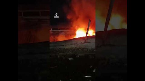 Video shows aftermath of explosions in Venezuela