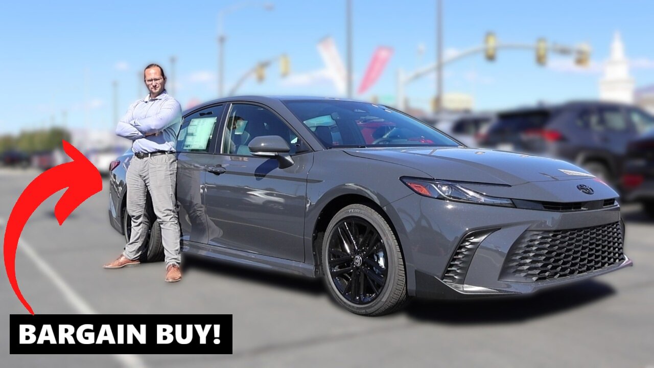 The BEST Camry EVER! //2026 Toyota Camry SE//