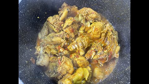 Country Flavor: The Perfect Free-Range Chicken