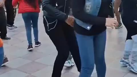🤣🎸 The Real Sultan of Swing Shows Off INSANE Skills! | FunFM