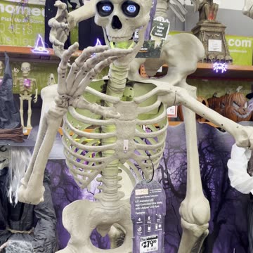 skeleton 💀 #halloweenla #halloween #skeleton