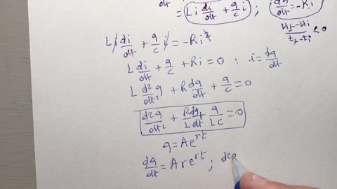 Damped Oscillation in RLC Circuit