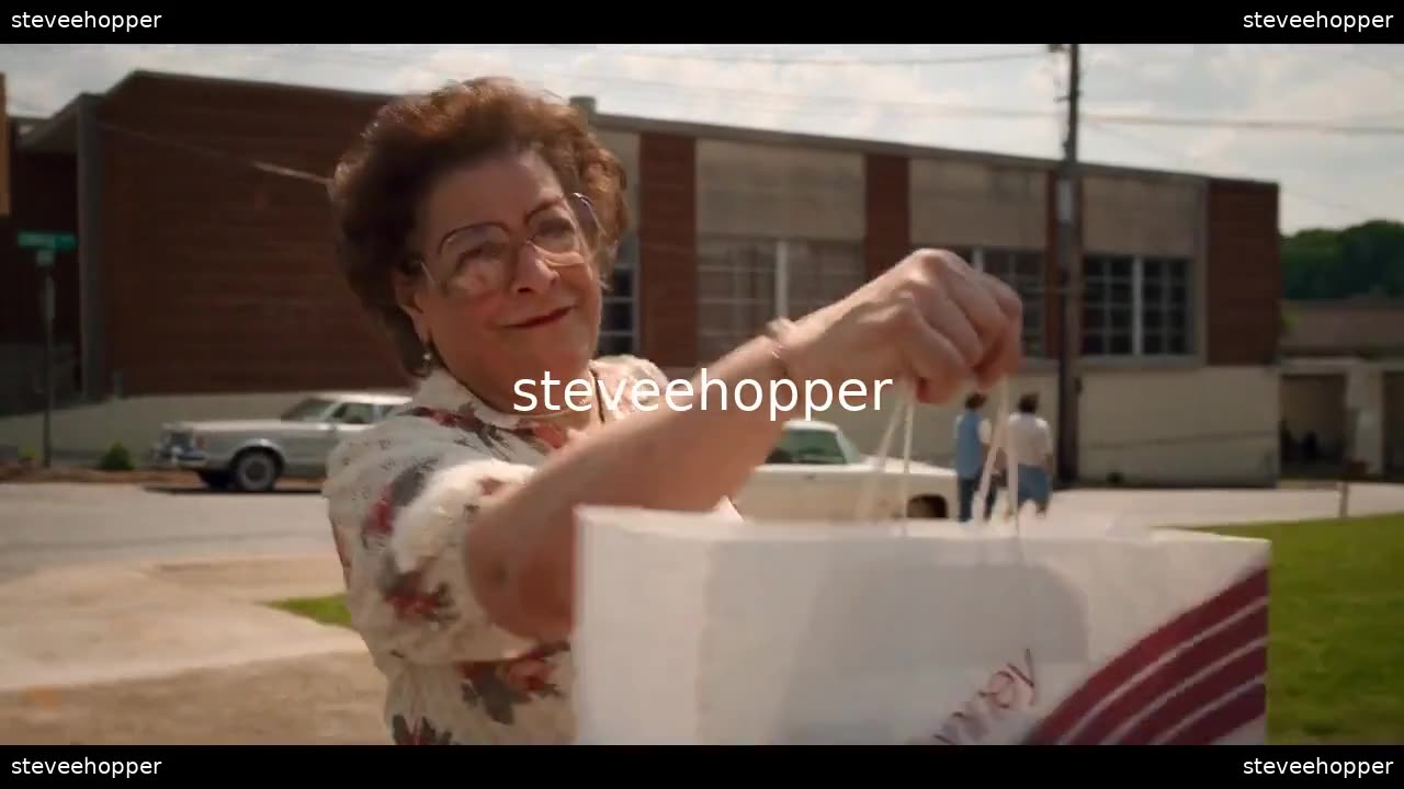Stranger Things_S03E02_Chapter Two: The Mall Rats