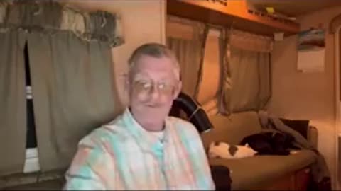 Weimeirca - 'Go To Jail Or Freeze': America's New Laws Againt RV Van Living To Survive