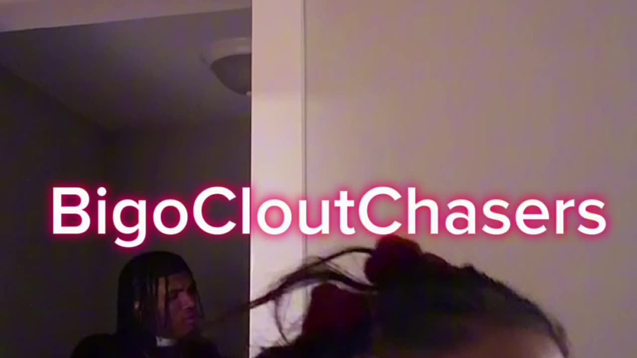 21 & Droski’s convo is heard on Rheas live. Droski overhears 21 admit she cheated. 21s story changes