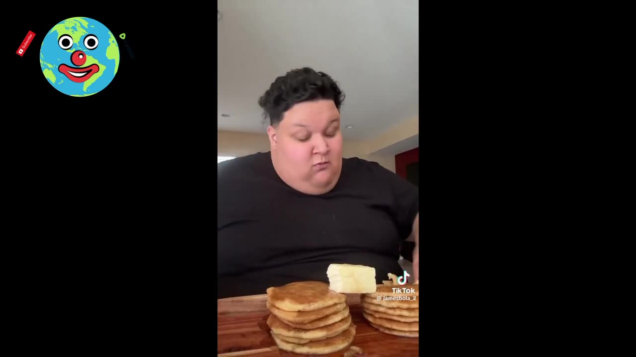 BATSH*T CRAZY 🤪 CLOWN WORLD