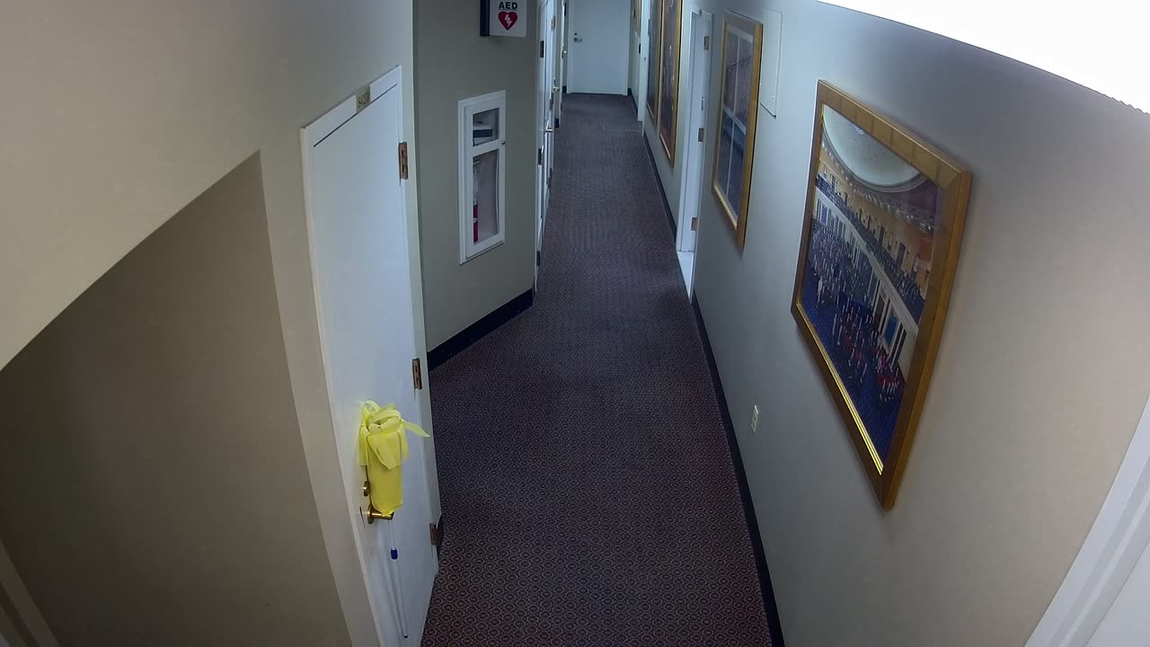 0400USCS04CorridornearS424B_2021-01-06_02h00min00s110ms.mp4