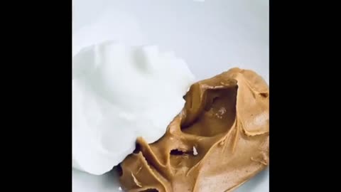 Frozen Yoghurt and peanut butter bars