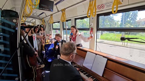 "Raz, dva, try, kalyna, Chornuvata divchyna" - Muzyczny Tramwaj Probaltici