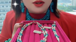 20250928-02 Turquoise Poetry: Wearable Lyrical Literature