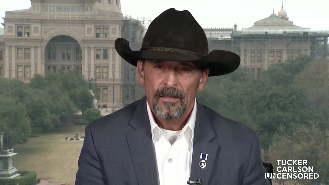 FLASHBACK⚡ Tucker Carlson & Doc Pete Chambers on the TX Trucker Convoy