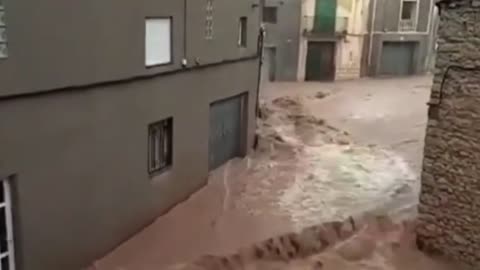 EXTREME WEATHER & NATURAL DISASTERS