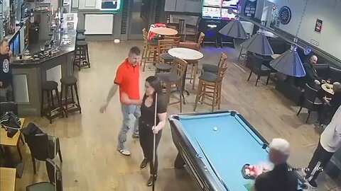 Beefed Up Dude At Bar Overreacts When Drunk Guy Touches His Woman… Massive Punch Brain-Damages Him