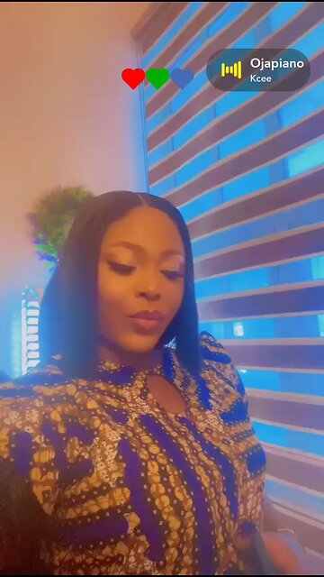 This is what happens when you know you are beautiful....