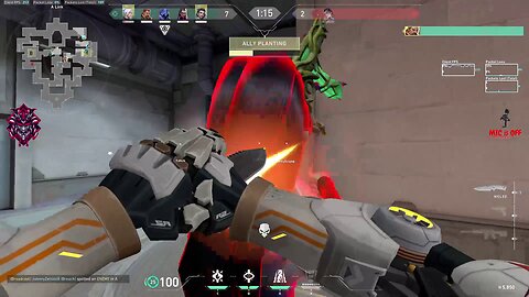 You see the enemy.. you knife the enemy!