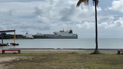 🇺🇸 The Special Forces mothership MV Ocean Trader is on the move