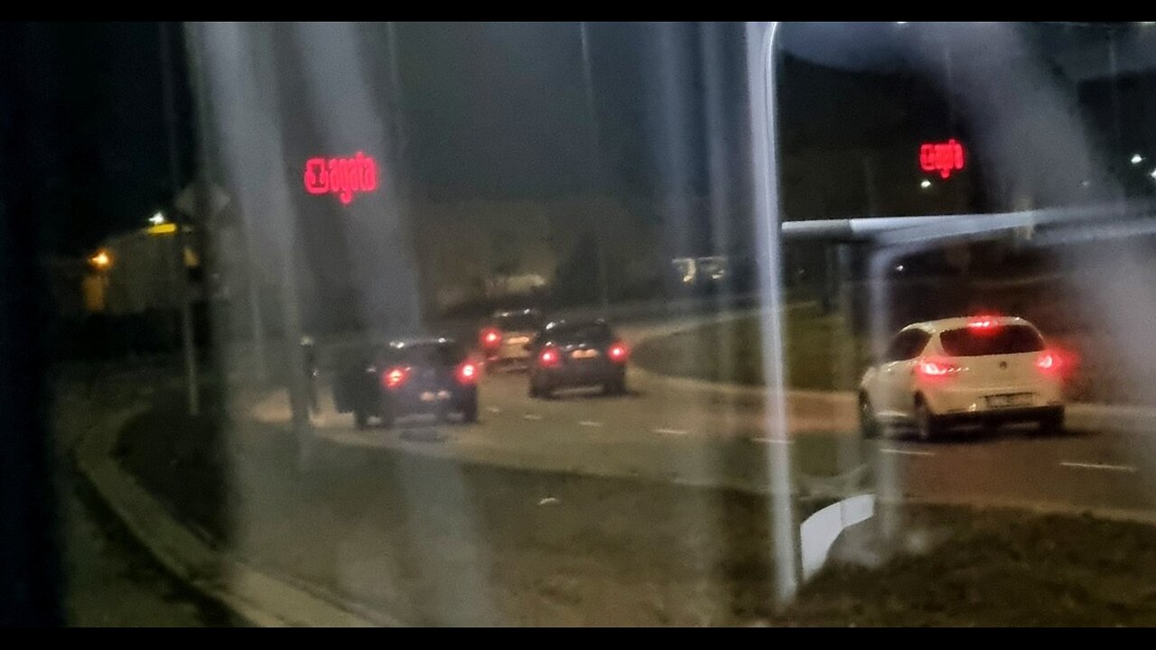 Potrącił dzika i odjechał